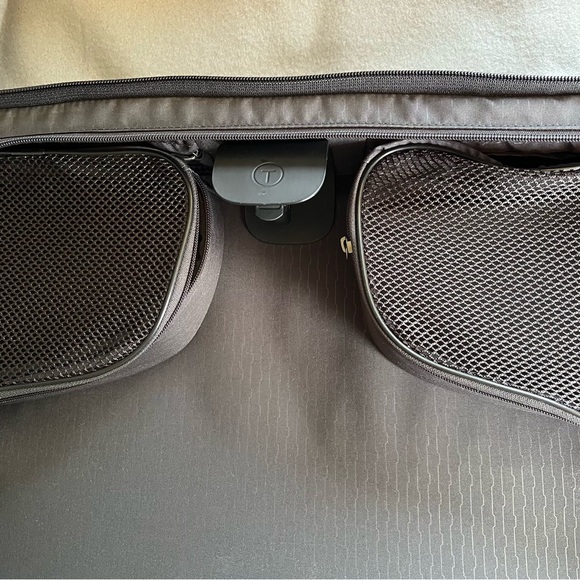 Tumi Dual-Tone Travel Bag for Men - Picture 11 of 16